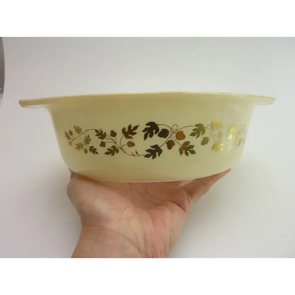 Vintage Pyrex Butterfly Gold Mixing Bowls Casserole White Mustard Floral 70s